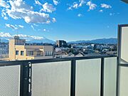 富士山を望む開放的な眺望を楽しめます。