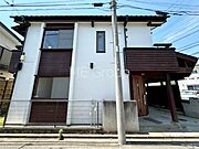 たっぷりの陽光と心地よい風が舞い込む住まい