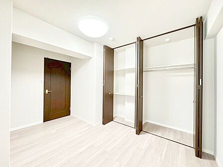 収納が充実しているので居住スペースを広々使えます