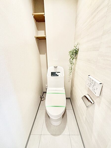 トイレは温水洗浄機能付き