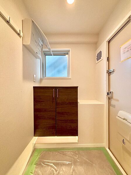 家族の帰宅やお客様をあたたかく迎える玄関