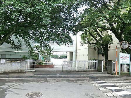 中学校 950m 西東京市立田無第一中学校