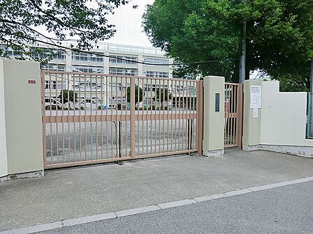 中学校 468m 杉並区立荻窪中学校