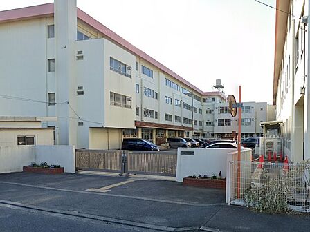 小学校 450m 富士見市立鶴瀬小学校