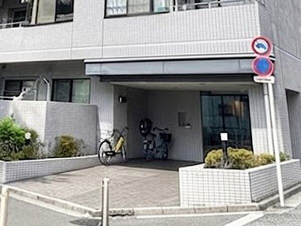 エントランスを拡大表示