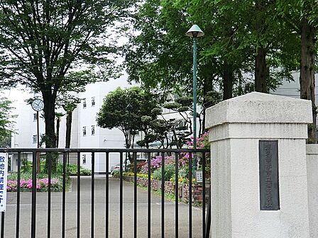 中学校 900m 東久留米市立西中学校