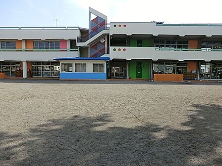 幼稚園・保育園 800m 弥生台幼稚園