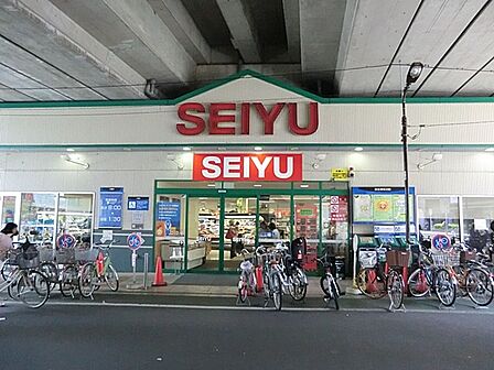 スーパー 100m 西友中村橋店