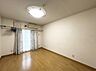 室内：爽やかな日差しがお部屋全体を優しく包み込んでくれます　※一部CG加工