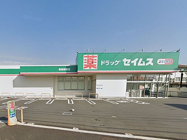 周辺を拡大表示