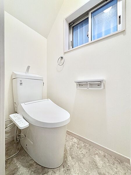 トイレを拡大表示