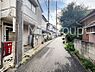 外観：商業施設が徒歩圏内に揃った住環境。安心して新生活をスタートできますね！