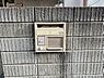 その他：シンプルデザインのポスト。