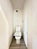 トイレ：トイレは1階と2階それぞれに配置されていてとても便利です。 