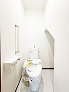 トイレは温水洗浄機能付き