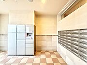 宅配ＢＯＸ完備で不在の時もお荷物を受け取れます  