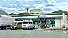 周辺：コンビニ 82m ファミリーマート 滝山一丁目店