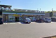 ファミリーマート名張街道南店まで2,000ｍ