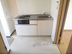 ヴィクトリーIII 2階1Kのリビング/ダイニング