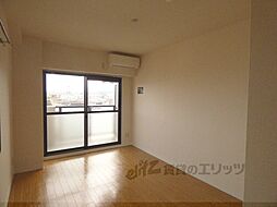 レイクヴュー堅田 5階1Kのリビング/ダイニング