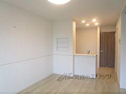 ヴォルペロッソ 2階2LDKのリビング/ダイニング