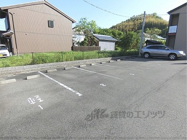 6 / 9