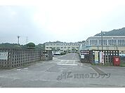 菩提寺小学校まで800メートル