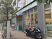 ファミリーマート　草津渋川店まで1300メートル