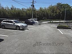4 / 7