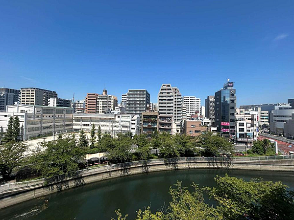 バルコニーを拡大表示