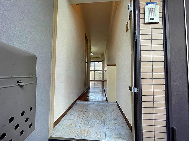 玄関