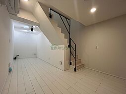 東急世田谷線 三軒茶屋駅 徒歩10分の賃貸マンション 1階1LDKのリビング/ダイニング