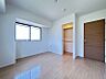 室内：洋室が3部屋ございます◎お子様1人に1部屋お使い頂けるのでお子様が大きくなってからも安心です♪