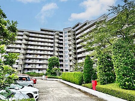 千葉モノレール『穴川』駅まで徒歩9分、「園生口」停まで徒歩4分『稲毛』駅までバス乗車13分の立地◎