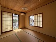 来客時やお子さまの遊び場としても便利な和室です！