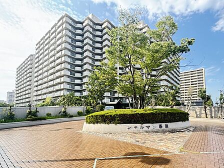 13階建ての7階部分!ペットと暮らせるマンションです☆彡