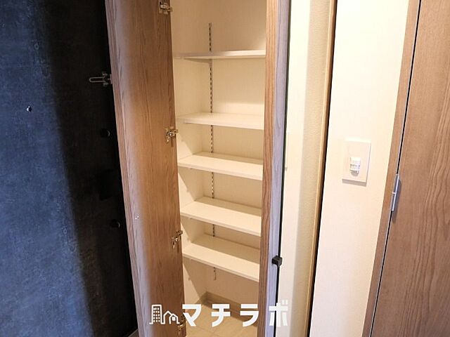 収納