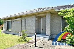 即日見学可能　奈良輪・開放的な広々敷地・平屋建・