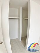 お洋服もたくさん収納できます 同社同等仕様施工例