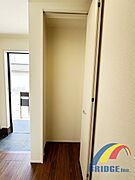 玄関ホール収納 
