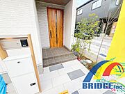 玄関アプローチ