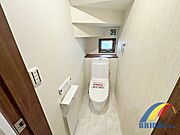 1階・2階ウォシュレット機能付き