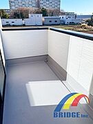 広々したバルコニーではお洗濯物を干すのも楽しくなりそうですね！