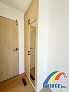 家族みんなのシューズもすっきり収納できる 同社同等仕様施工例