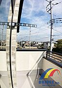 広々したバルコニーではお洗濯物を干すのも楽しくなりそうですね！