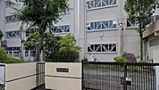 松戸市立第三中学校（960m）