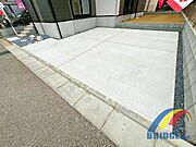 駐車スペースしっかり完備