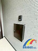 お家にマッチしておりお洒落なポスト