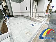 駐車スペースしっかり完備