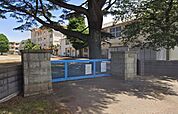 千葉市立犢橋小学校（417m）